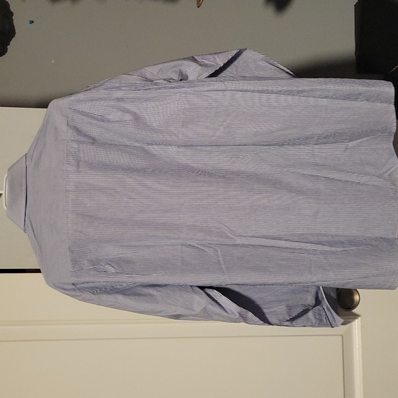 Tommy Hilfiger - Picture 5 of 5